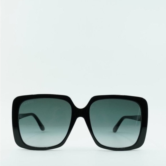 WOMEN’S SUNGLASSES. AUTHENTIC
MODEL: GG0728SA 001 - Picture 4 of 14